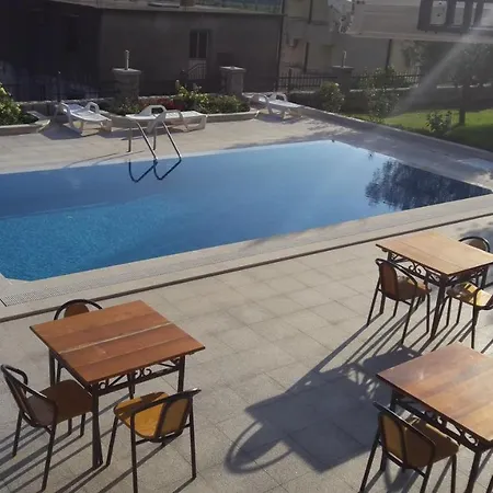 Konte Apartment *